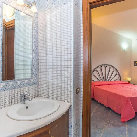 Dom wakacyjny Rei Sole - Rei315 Or San Pietro By Interhome Costa Rei